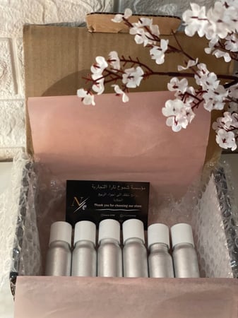 عينات من الزيوت العطريه