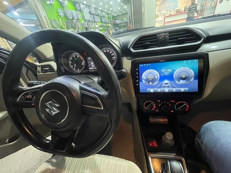 شاشة سوزوكي سويفت