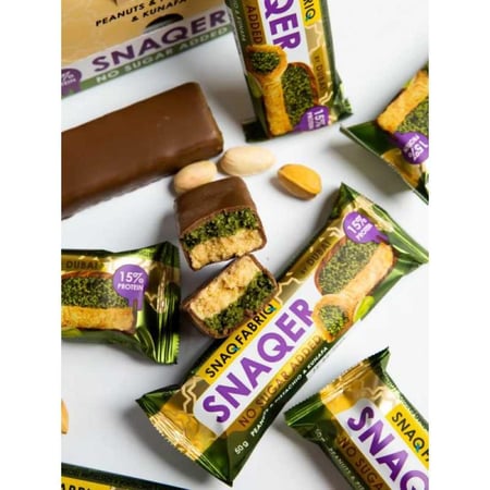 سناكر بروتين دبي تريند سناك فابريك بينت وبستاشيو وكنافة 50جم - Snaq Fabric Snaqer Dubai Trend