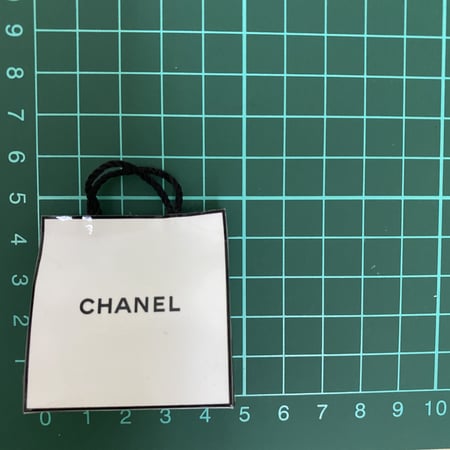 مغناطيس كيس chanel