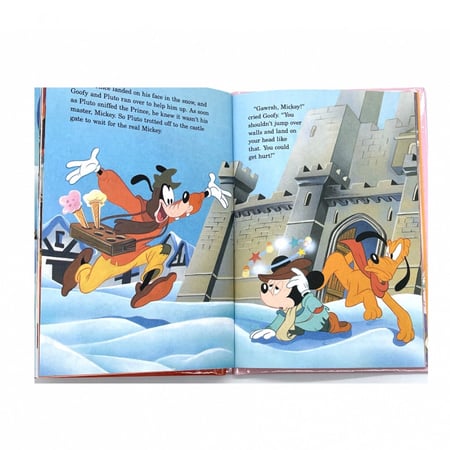قصه مصوره - ميكي باللغة الإنجليزية