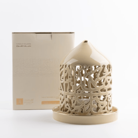 شمعة الكترونية بتصميم مميز بلون ايفوراى والذهبي مقاس كبير