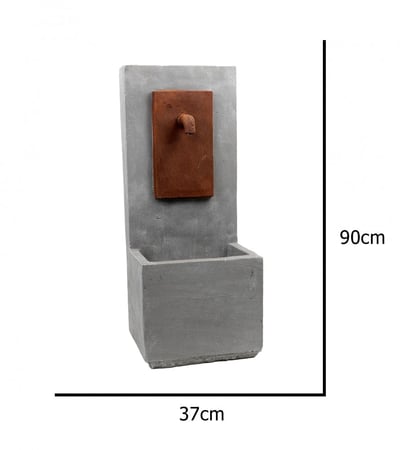 نافورة علي شكل صنبور للمياه باللون الرمادي / البني  مقاس 30x37x90 سم