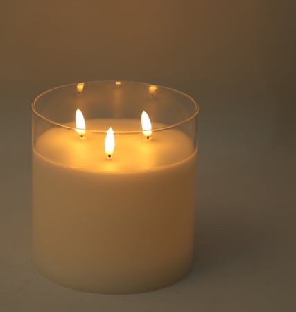 شمعة غير معطرة بكأس زجاجي - باللون الأبيض ارتفاع 15سم