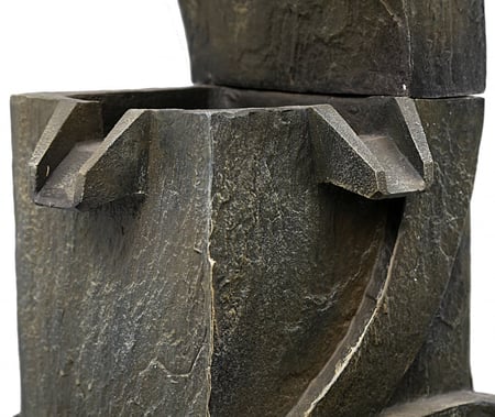 نافورة مياة مكونة من طبقات بشكل صخري مقاس 30×85 سم