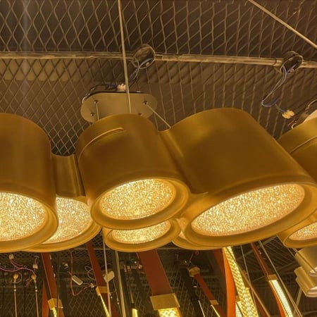 نجفة اسطوانات مبعثرة ذهبي 1 م مع ريموت