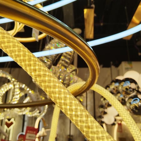 نجفة اشرطة ليد دائرية ذهبي 90 سم