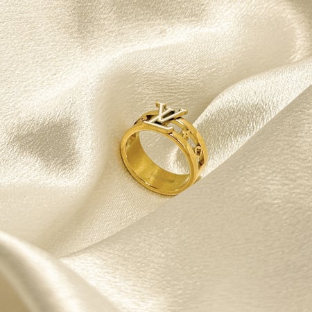 خاتم لويس فيتون - شامل الملحقات