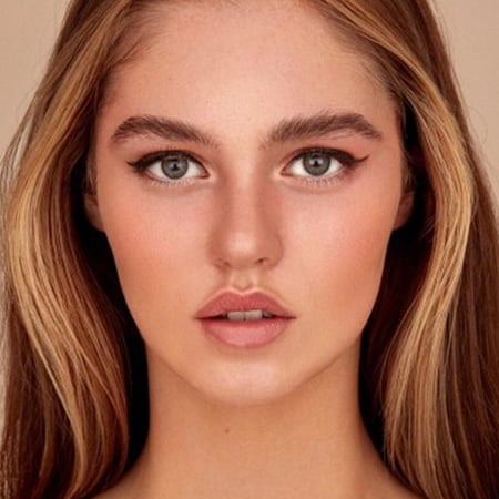 صابونة رفع و تثبيت الحواجب Soap Brows