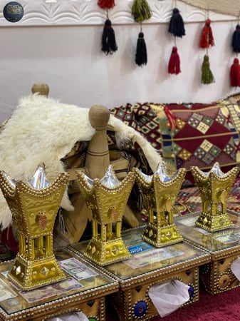 مباخر حايلية ذهبي بحلق