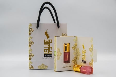 مسك التوت + كيس هدايا صغير