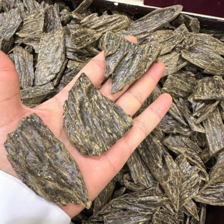 سعر عود كلمنتان جملة فاخر - قشوة الطيب