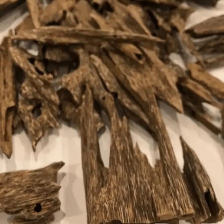 عود فيتنامي سيوفي سوبر مرتفع ودبل - قشوة الطيب