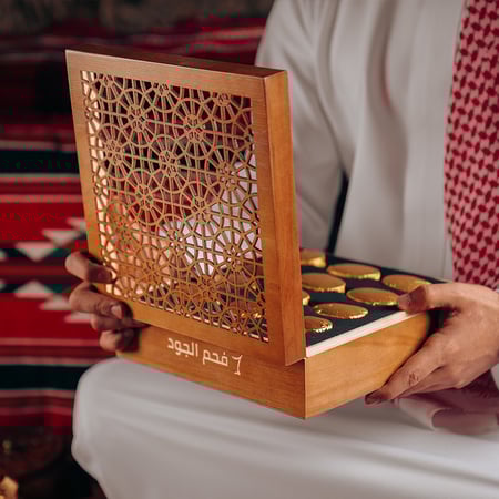 فحم الجود البيضاوي سريع الاشتعال ذهبي مخصص للعود بأطراف مفتوحة ذهبي 36 قرص حجم كبير جداً