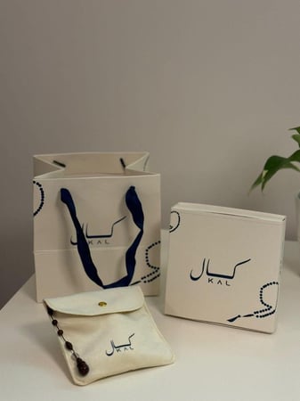 بكلايت بلجيكي كريمي منقط P961