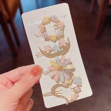 4 قطع مشابك شعر انيقة