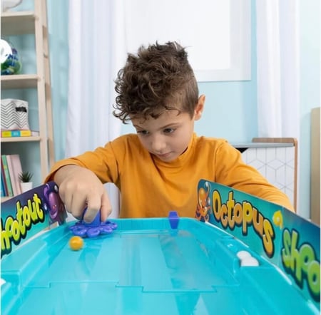 لعبة تحدي الاخطبوط لصد الكرة