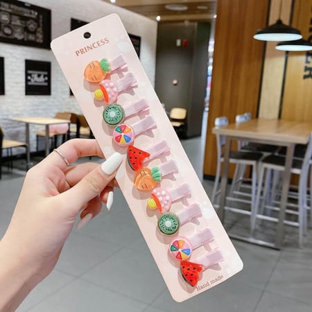 10 مشابك شعر بأشكال متنوعة لطيفة