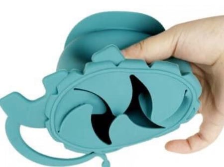 وعاء من السيلكون بغطاء حامي لحفظ الاكل ( للوجبات الخفيفة والسناكات)