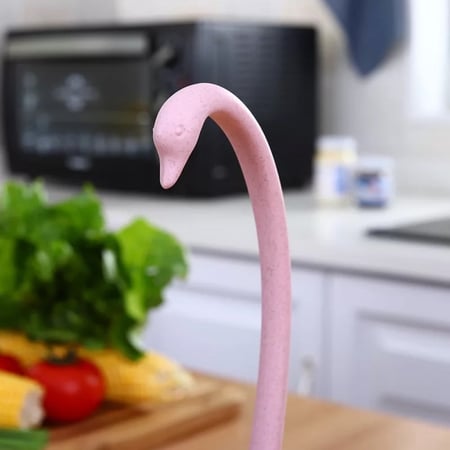 مغرفة حساء على شكل بجعة ثابتة مع صحن خاص