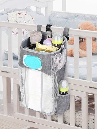 منظم حفاظات ومستلزمات الرضيع