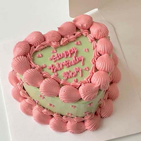 6inch Mini heart cake