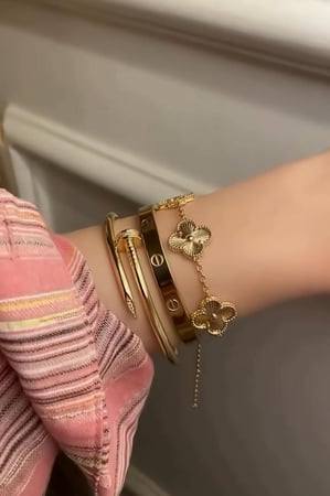بكج ناعم وأنيق من أماسي