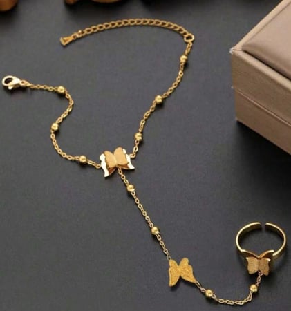 بكج الفراشة الأكثر اناقة