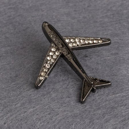 بروش طائرة اسود بالكريستال