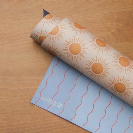 ورق تغليف ( شمس ) - قرطاسية روان