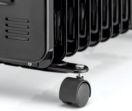 مدفاة 1500 واط تعمل بالزيت بـ9 مراوح بقدرة 2000 واط من بلاك اند ديكر