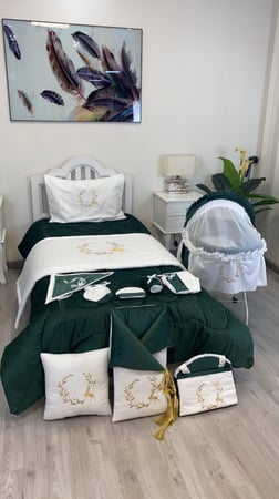 اطقم استقبال مواليد مع التطريز