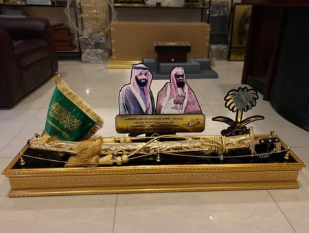 دروع تخرج وشكر وتقدير ودروع تهنئة بتصميم حسب الطلب