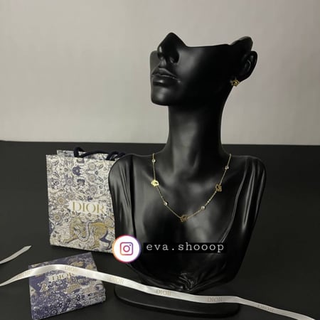 حلق مع سلسال ديور شامل الملحقات
