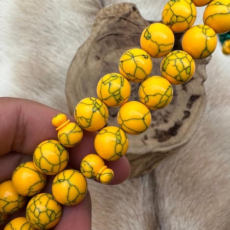 فيروز  أمريكي _ اصفر