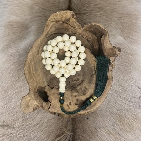 تراب كهرمان