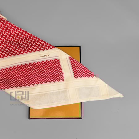 شماغ بروجيه شبابي 1 احمر وبيج دم الغزال