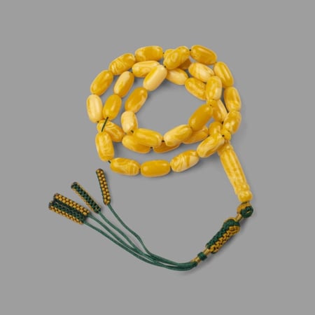 سبحة من كهرمان