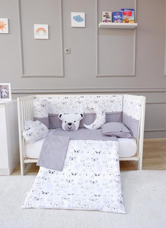 3 حواجز حماية جانبية لسرير الاطفال مع لحاف ومخدات وشرشف