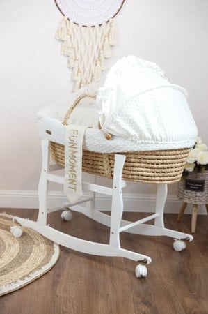 مهد مواليد (سلة موسى) لون سكري  + قاعدة