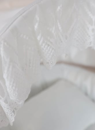 مهد مواليد سلة موسى للاطفال مع ناموسية مع حامل بعجلات ابيض