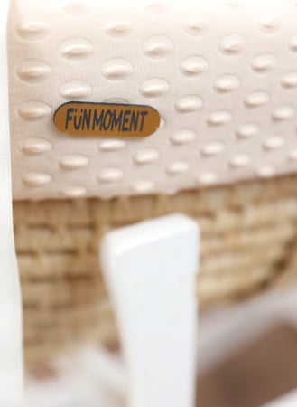 مهد مواليد سلة موسى لون بيج للاطفال مع ناموسية