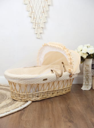 مهد مواليد سلة موسى لون بيج للاطفال مع ناموسية