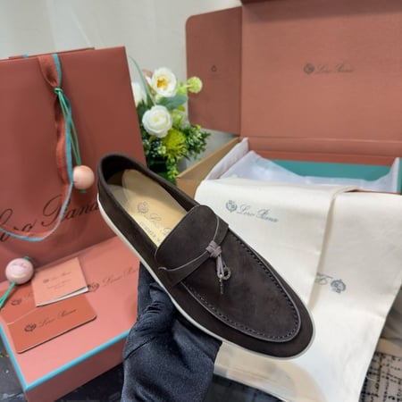 Loropiana summer walk