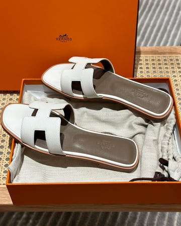 Hermès Oran epsom Sandal