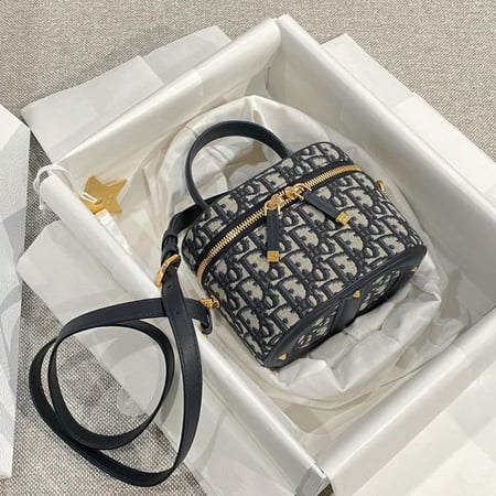 SMALL CD SIGNATURE VANITY CASE