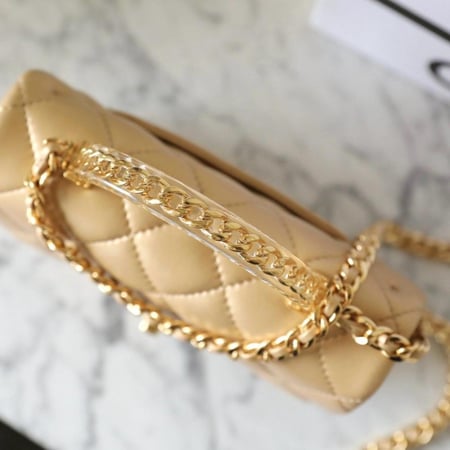 Mini flap with top handle Lambskin color black