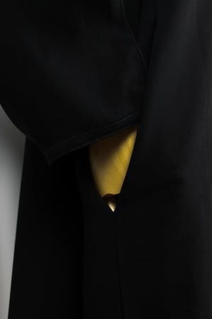 عباية يوشي [كتف]