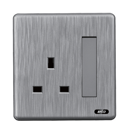فيش 13 أمبير + مفتاح مفرد بريشد ماركة بفكو