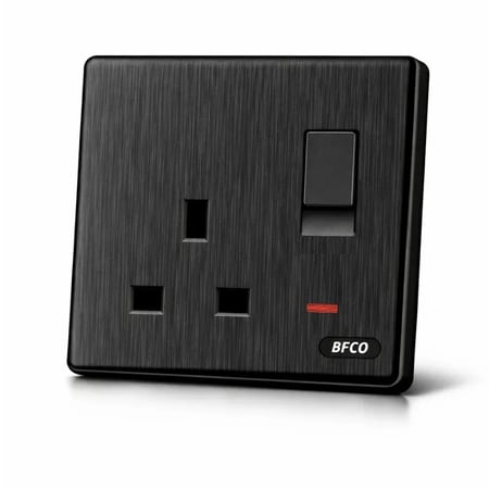 فيش 13 امبير مع مفتاح بريشد ماركة بفكو